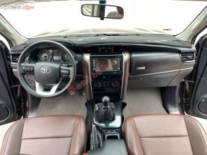 Xe Toyota Fortuner 2.4G 4x2 MT 2017