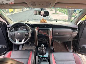 Xe Toyota Fortuner 2.4G 4x2 MT 2017