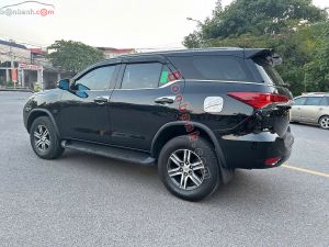 Xe Toyota Fortuner 2.4G 4x2 MT 2019