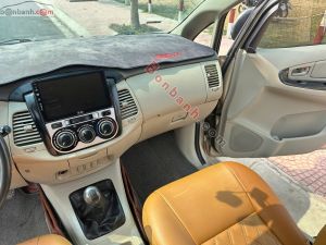 Xe Toyota Innova 2.0E 2013