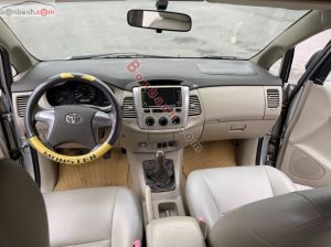 Xe Toyota Innova 2.0E 2014