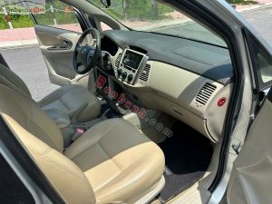 Xe Toyota Innova 2.0E 2014