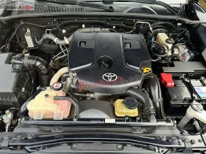 Xe Toyota Fortuner 2.4G 4x2 MT 2017