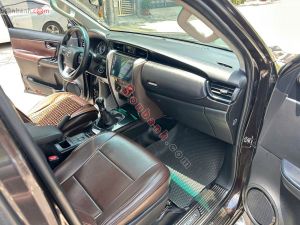 Xe Toyota Fortuner 2.4G 4x2 MT 2019
