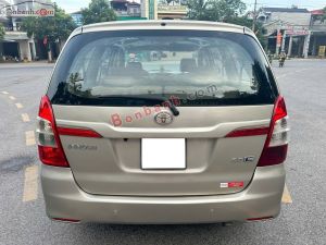 Xe Toyota Innova 2.0E 2015