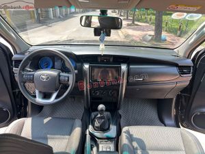 Xe Toyota Fortuner 2.4L 4x2 MT 2022