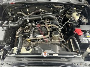 Xe Toyota Fortuner 2.7V 4x2 AT 2017