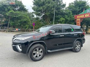 Xe Toyota Fortuner 2.7V 4x2 AT 2017