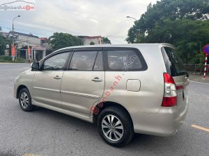 Xe Toyota Innova 2.0E 2015