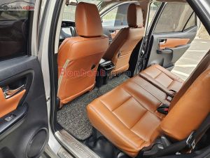 Xe Toyota Fortuner 2.4G 4x2 MT 2017