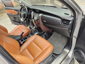 Xe Toyota Fortuner 2.4G 4x2 MT 2017