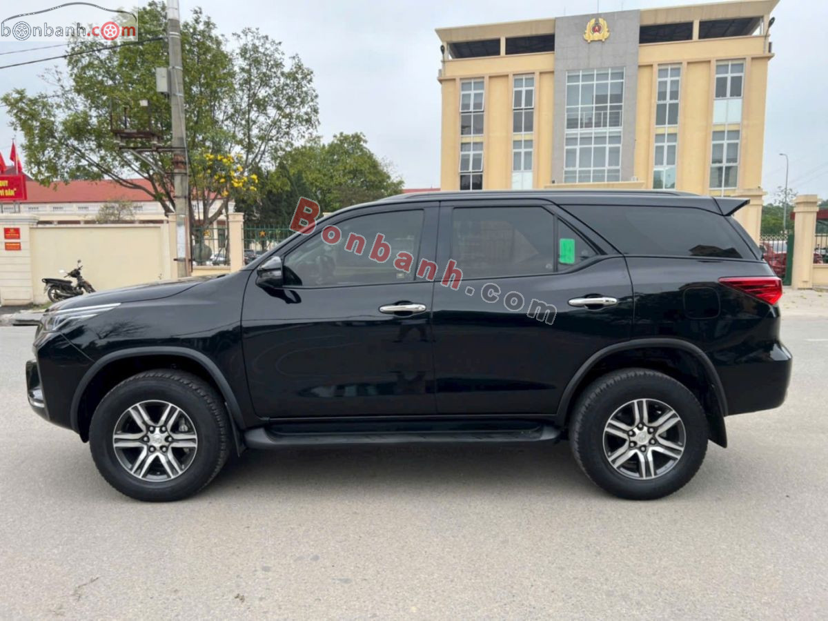 Toyota Fortuner 2.4G 4x2 AT 2021