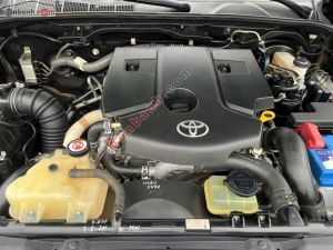 Xe Toyota Fortuner 2.4G 4x2 AT 2021