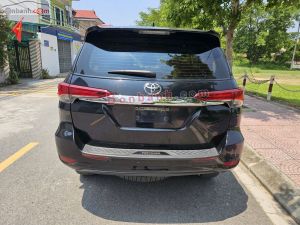 Xe Toyota Fortuner 2.4G 4x2 AT 2021