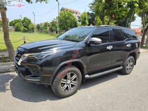 Xe Toyota Fortuner 2.4G 4x2 AT 2021